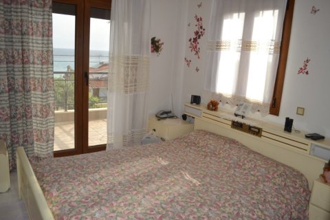 4 bedrooms Villa in Chalkidiki, Greece No. 50283 12
