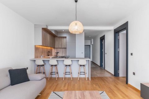 2 bedrooms Apartment in Budva, Montenegro No. 104802 3