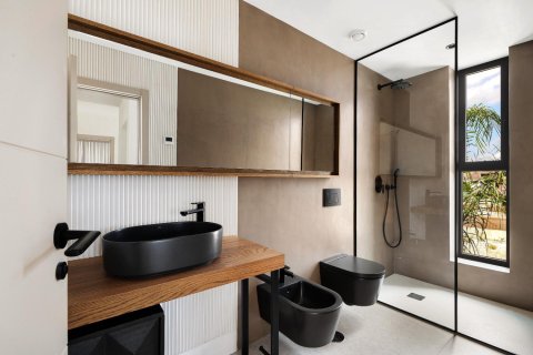 4 bedrooms Villa in Duc Hoa Thuong, Vietnam No. 83819 22