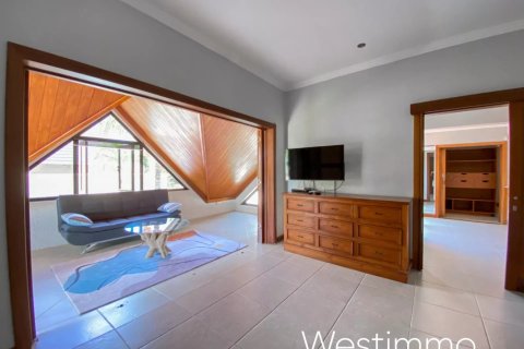 3 bedrooms Villa in Grand Baie, Mauritius No. 110221 15