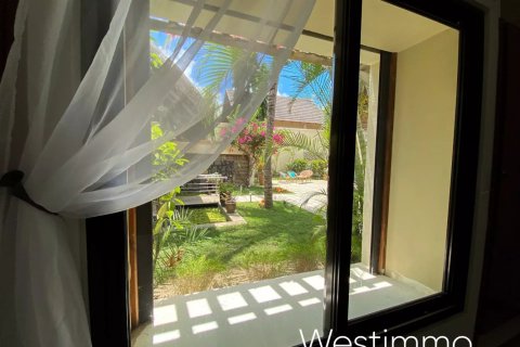 3 bedrooms Villa in Grand Baie, Mauritius No. 110221 25