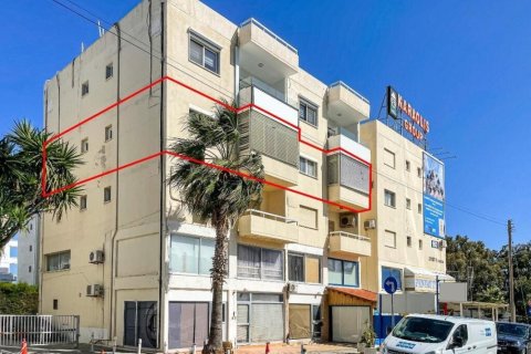 Studio Apartment in Limassol, Cyprus No. 105041 6