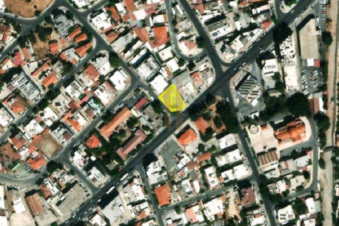 Commercial property à Kato Polemidia, Cyprus No. 76907 1