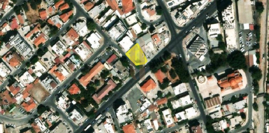 Commercial property à Kato Polemidia, Cyprus No. 76907