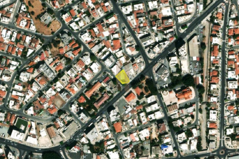 Commercial property à Kato Polemidia, Cyprus No. 76907 2