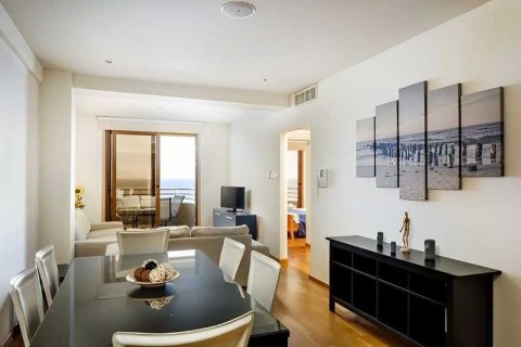 2 dormitorios Penthouse en Larnaca, Cyprus No. 103694 1