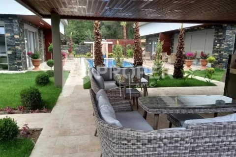 5 rooms Villa in Nenh, Vietnam No. 11673 9