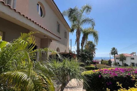 6 bedrooms Villa in Agios Athanasios, Cyprus No. 82667 5