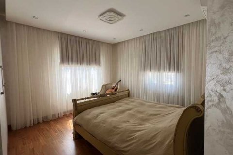 6 bedrooms Villa in Agios Athanasios, Cyprus No. 82667 8