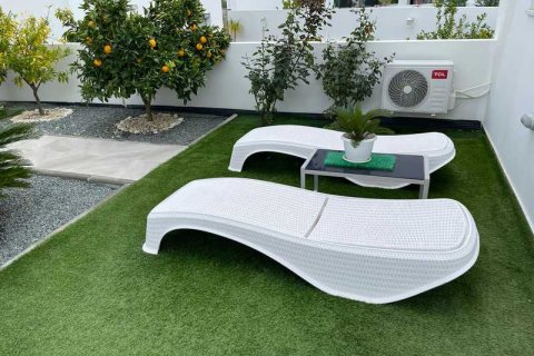 5 bedrooms House in Parekklisia, Cyprus No. 39593 7