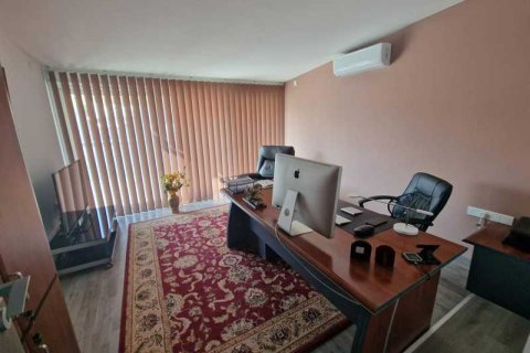 5 bedrooms House in Parekklisia, Cyprus No. 39593 3