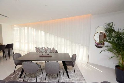 2 bedrooms Apartment in Nicosia, Cyprus No. 77464 8