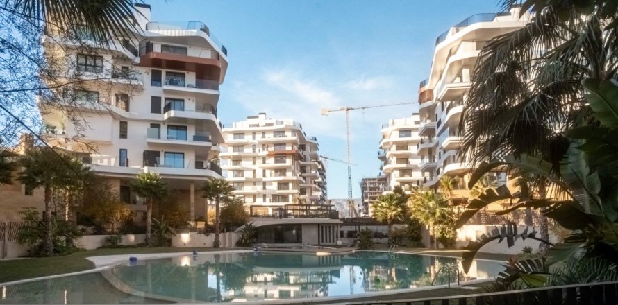 3 bedrooms Penthouse in Villajoyosa, Spain No. 129461