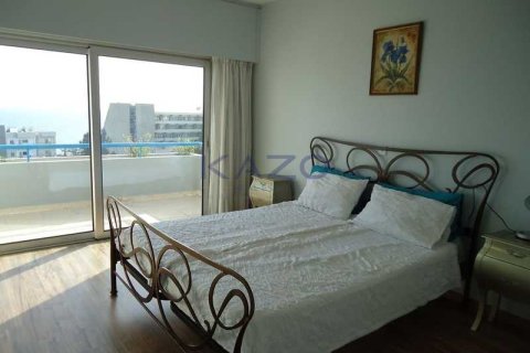 3 bedrooms Apartment in Agios Tychonas, Cyprus No. 75016 9