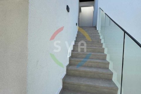 3 bedrooms Penthouse in Limassol, Cyprus No. 81428 6