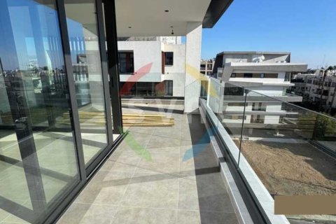 3 bedrooms Penthouse in Limassol, Cyprus No. 81428 2