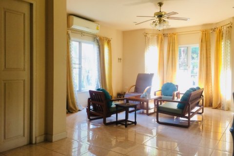 4 bedrooms House in Chiang Mai, Thailand No. 97735 7