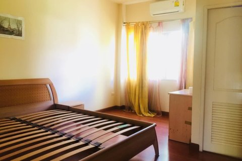 4 bedrooms House in Chiang Mai, Thailand No. 97735 2