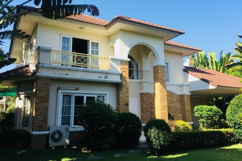 4 bedrooms House in Chiang Mai, Thailand No. 97735 9
