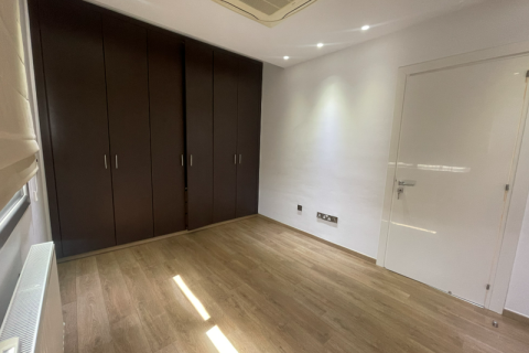 3 bedrooms House in Agios Athanasios, Cyprus No. 78995 6