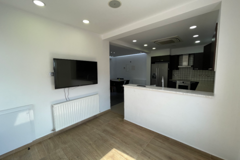 3 bedrooms House in Agios Athanasios, Cyprus No. 78995 2