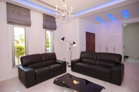 4 bedrooms House in Agios Tychonas, Cyprus No. 31096 10