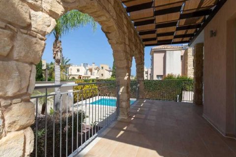 3 bedrooms House in Polis, Cyprus No. 30285 2