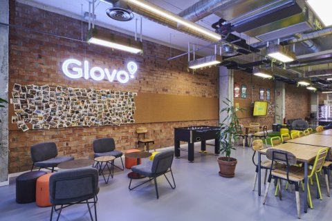 137m² Commercial property en Barcelona, Spain No. 110711