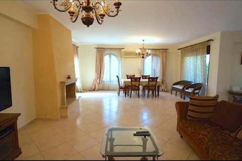 8 bedrooms Villa in Central Greece, Greece No. 104894 7