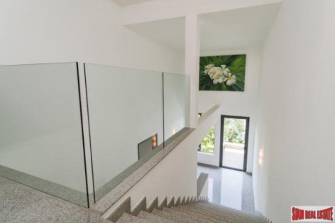 6 bedrooms Villa in Ko Samui, Thailand No. 96246 2