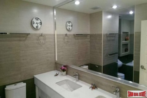 2 bedrooms Apartment in Pattaya, Thailand No. 98111 12