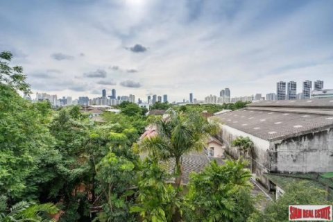 3 dormitorios Townhouse en Bangkok, Thailand No. 96298 6