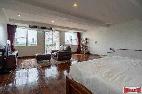 3 dormitorios Townhouse en Bangkok, Thailand No. 96298 4