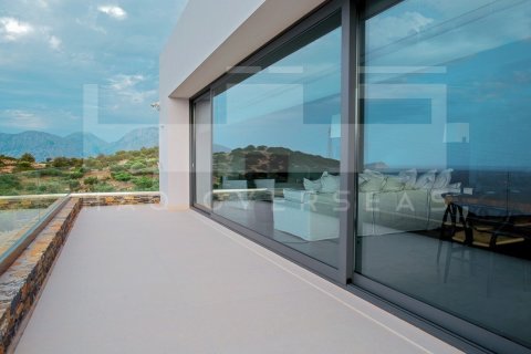 5 bedrooms Villa in Crete, Greece No. 24355 14