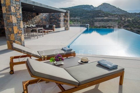 5 bedrooms Villa in Crete, Greece No. 24355 10