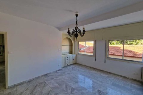 5 bedrooms Apartment in Limassol, Cyprus No. 84521 5