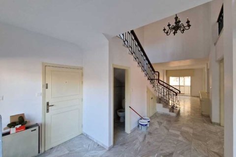 5 bedrooms Apartment in Limassol, Cyprus No. 84521 3