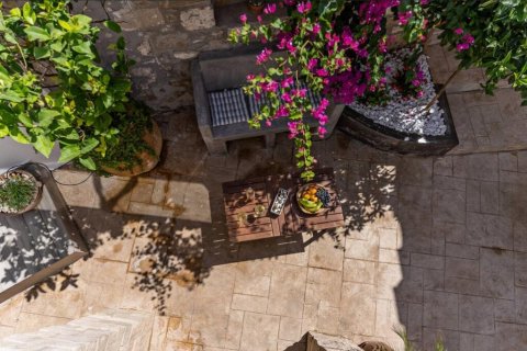 4 bedrooms Villa in Rethymno, Greece No. 121919 10