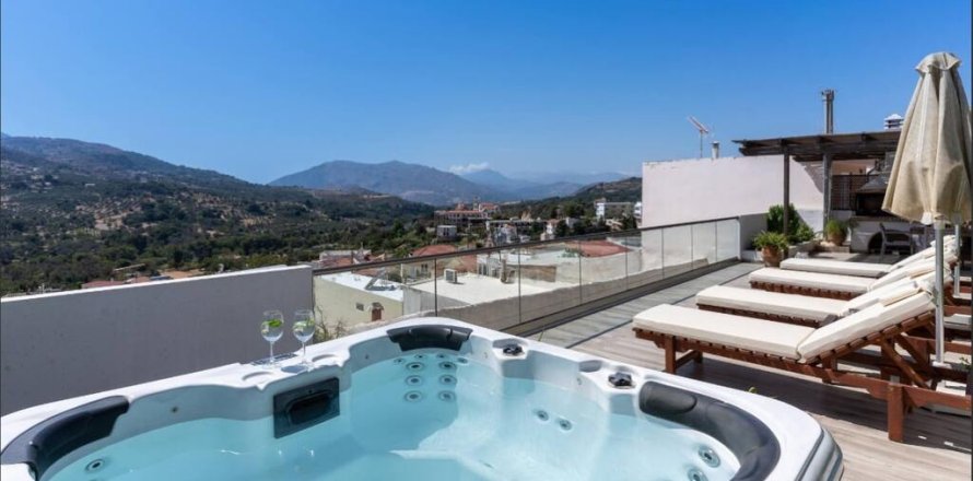 4 bedrooms Villa in Rethymno, Greece No. 121919