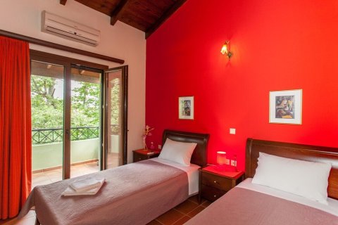 4 bedrooms Villa in Chania, Greece No. 55601 22