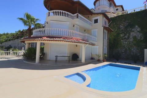 4 rooms Apartment in Lien Chieu, Vietnam No. 18063 12