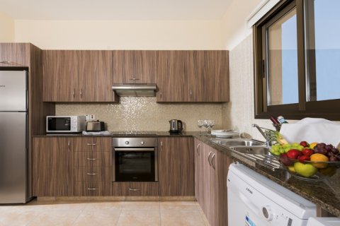 3 rooms Villa in Paphos, Cyprus No. 105208 3