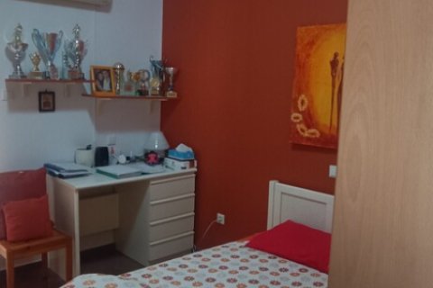 3 bedrooms Apartment in Athens, Greece No. 107579 30