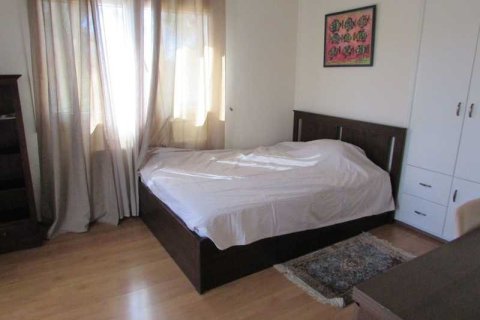 5 bedrooms Villa in Pyrgos, Cyprus No. 101083 9