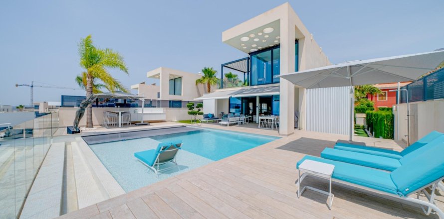 5 dormitorios Villa en Finestrat, Spain No. 124529