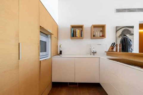 2 bedrooms Apartment in Limassol, Cyprus No. 80972 6