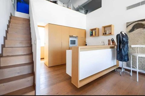 2 bedrooms Apartment in Limassol, Cyprus No. 80972 5