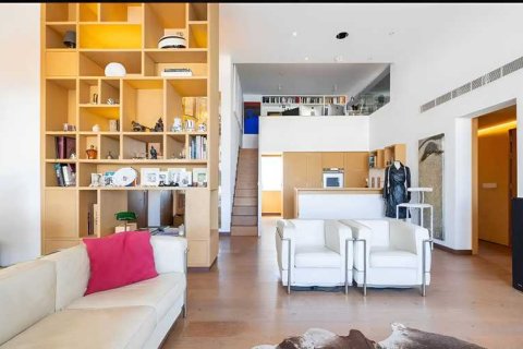 2 bedrooms Apartment in Limassol, Cyprus No. 80972 3