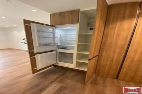 2 bedrooms Apartment in Bangkok, Thailand No. 96080 13