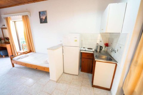 Отель, гостиница с 12 спальнями в Закинтос, Греция №69593 8